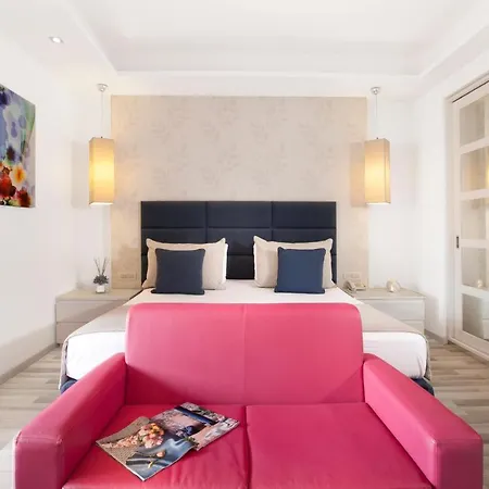 Nastro Azzurro Hotel 4*