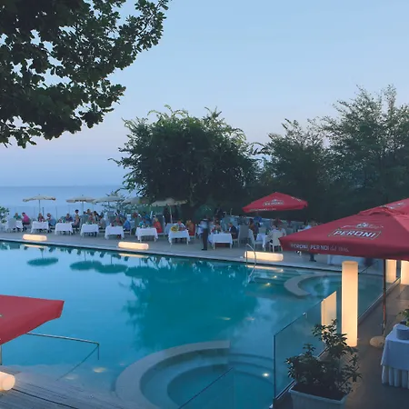 Nastro Azzurro Hotel 4*