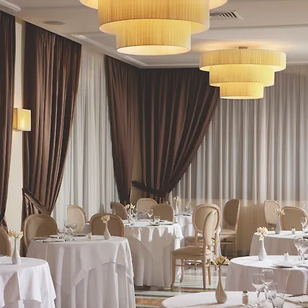 Nastro Azzurro Hotel 4*